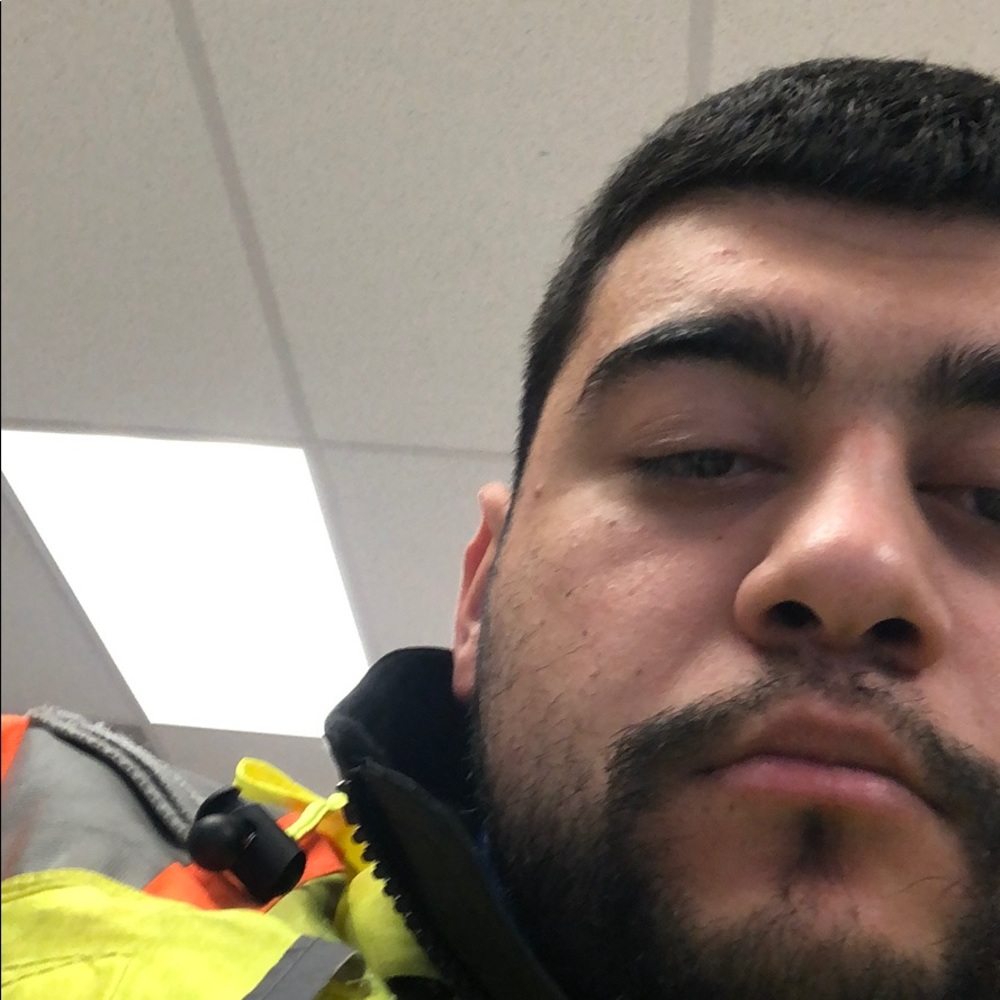 Meet your Posher, Isai